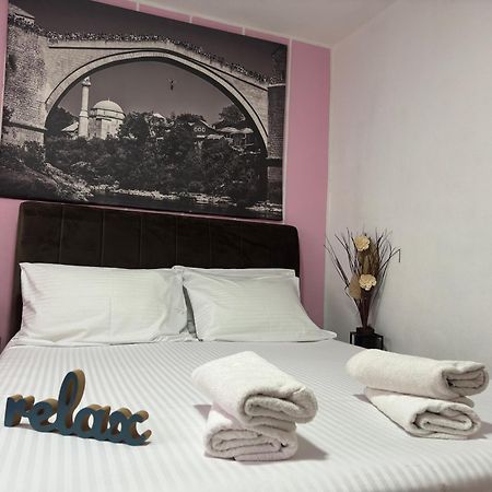 Family Apartment Near Old Town โมสตาร์ ภายนอก รูปภาพ